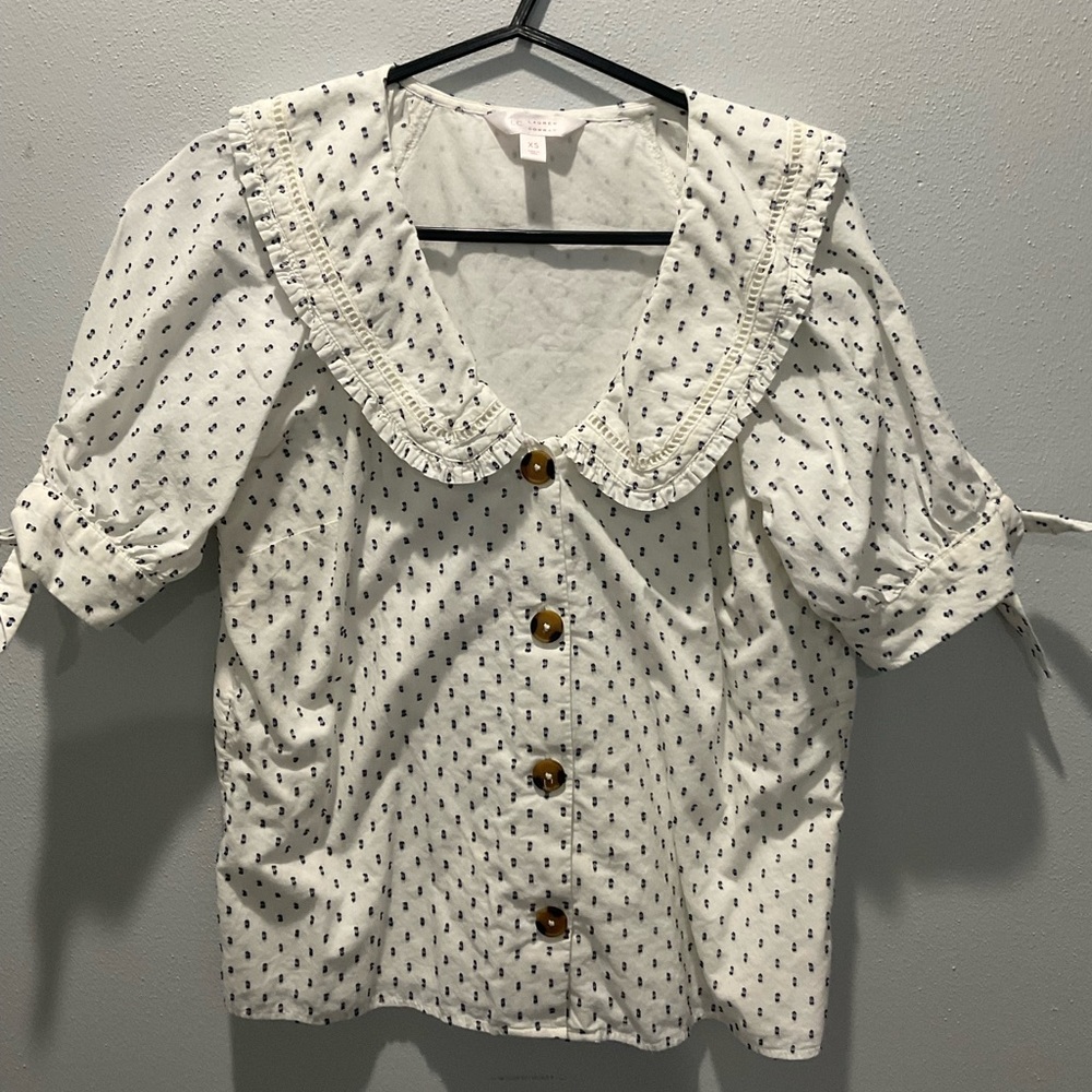 Lauren Conrad, size XS, white with navy dots